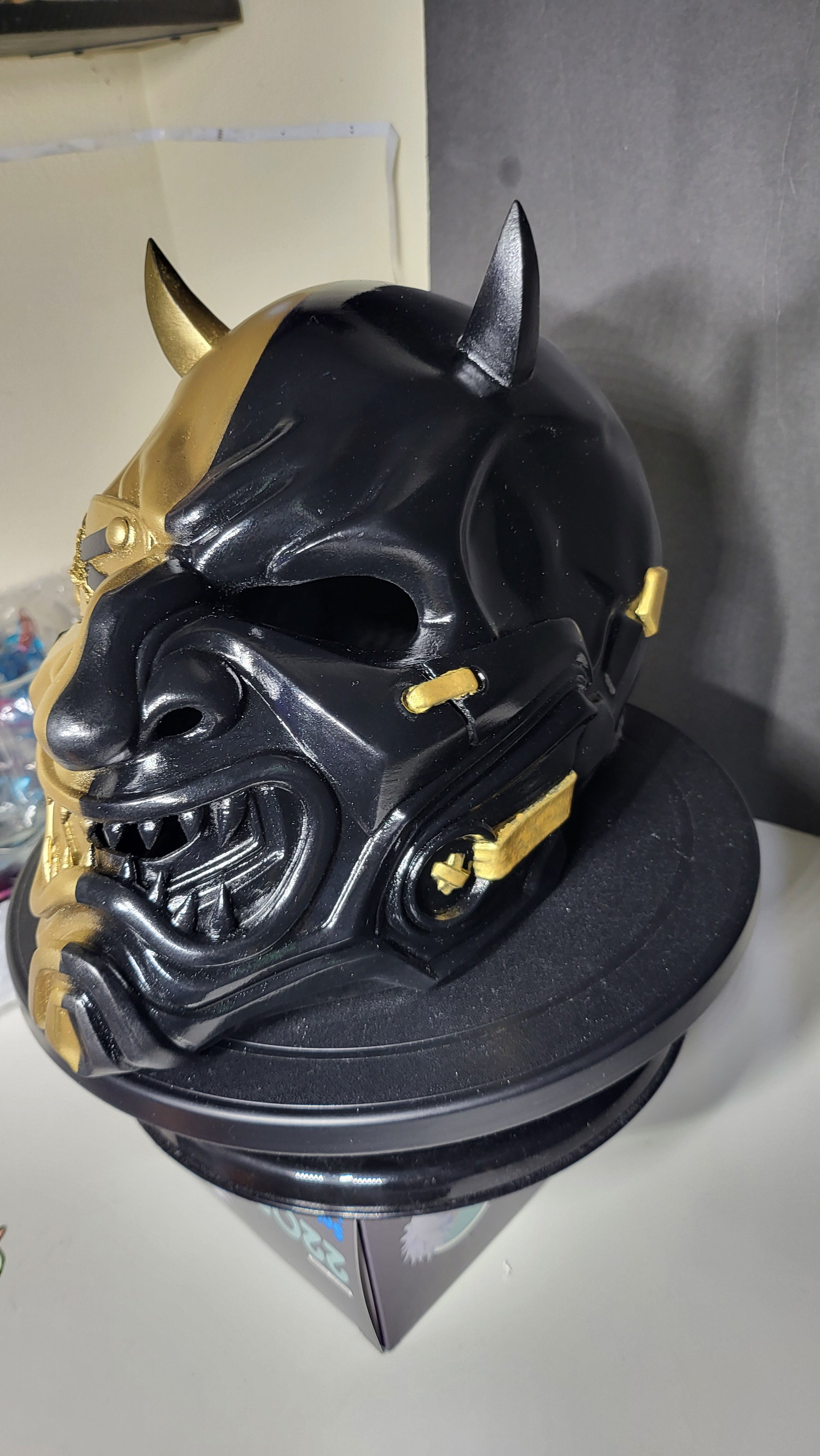 Gold | Black | M3D Custom Deathstroke